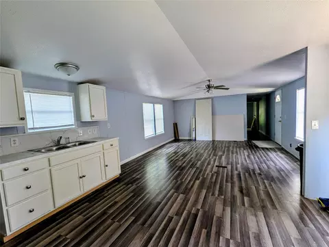 205 Curry St, Livingston, TX 77351