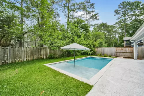 Exterior - 22 E New Avery Pl, Spring, TX 77382 photo 5 of 7