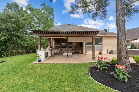 Exterior - 35 Nagshead Pl, Spring, TX 77389 photo 11 of 12