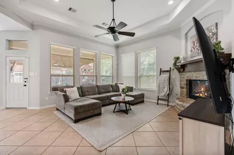 Other - 35 Nagshead Pl, Spring, TX 77389 photo 2 of 8