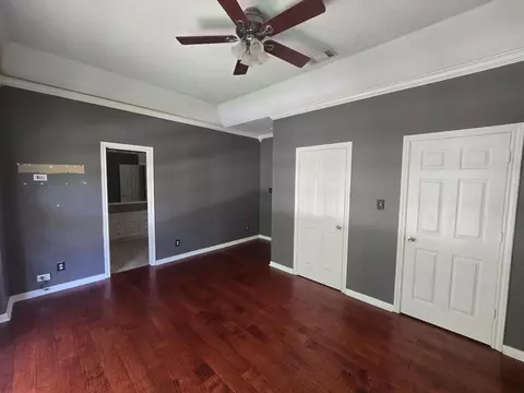 91 Park Cir, Montgomery, TX 77356