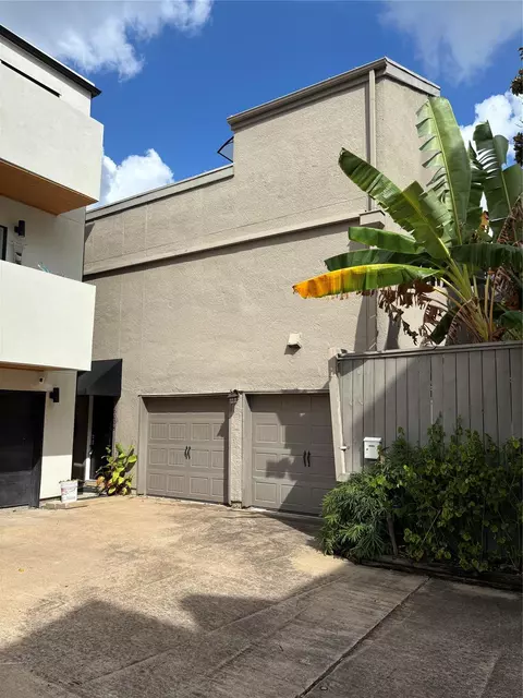 6008 Inwood Dr, Houston, TX 77057