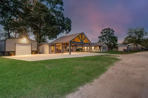 7078 Gupton Rd, Brazoria, TX 77422