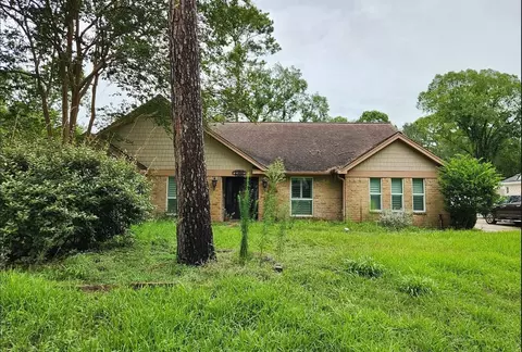 1306 Trailwood Village Dr, Kingwood, TX 77339