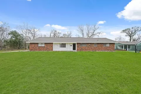 7265 Ashburn St, Houston, TX 77061
