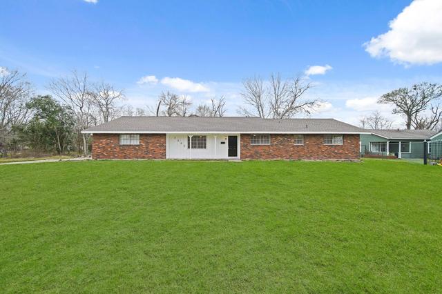 7265 Ashburn St, Houston, TX 77061