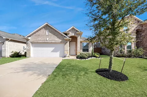 5311 Wyatt James Ln, Brookshire, TX 77423