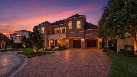 15611 Oyster Cove Dr, Sugar Land, TX 77478