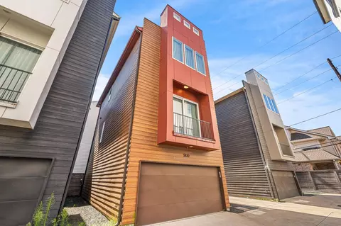5830 Winsome Ln, Houston, TX 77057