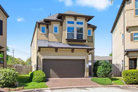 10022 Spring Shadows Park Cir, Houston, TX 77080