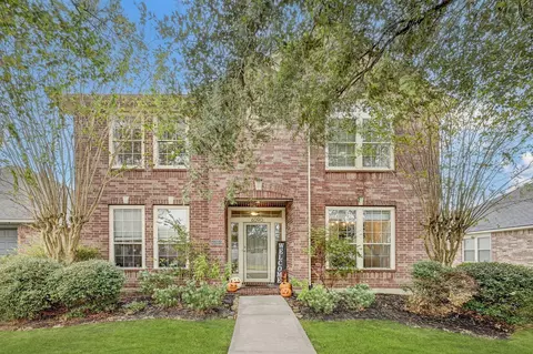 6090 Haysden Ln, League City, TX 77573