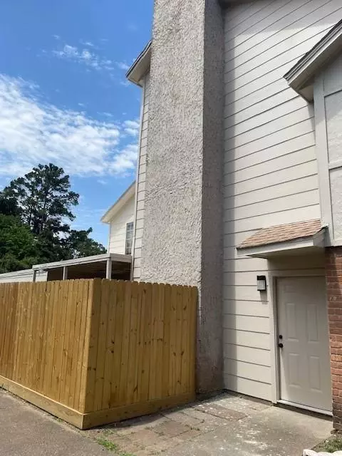 12239 W Village Dr #A, Houston, TX 77039