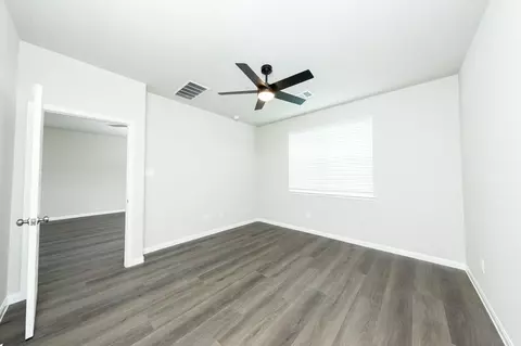 Bedroom - 14019 Mount Hunter Dr, Willis, TX 77318 photo 1 of 6