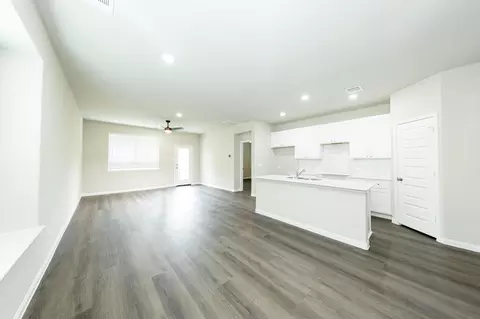 Living - 14019 Mount Hunter Dr, Willis, TX 77318 photo 2 of 6
