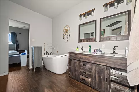 Bath - 28832 San Bernard River Loop, Spring, TX 77386 photo 4 of 6