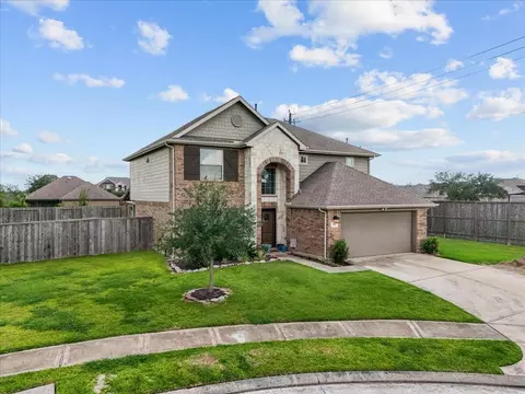 356 Century Oaks Ln, La Marque, TX 77568