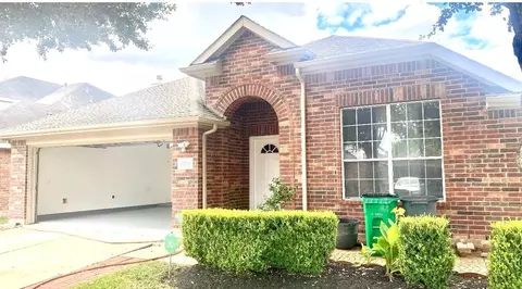 6826 Chester Oak Dr, Houston, TX 77083