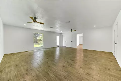 Living - 5411 Logston Ln, Spring, TX 77389 photo 5 of 9