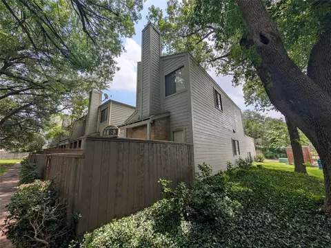 1653 Prairie Mark Ln, Houston, TX 77077