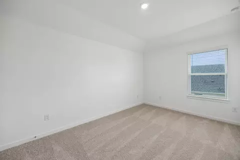 Bedroom - 322 Ruby Ford Dr, Cove, TX 77523 photo 7 of 10