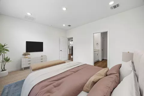 Bedroom - 322 Ruby Ford Dr, Cove, TX 77523 photo 9 of 10