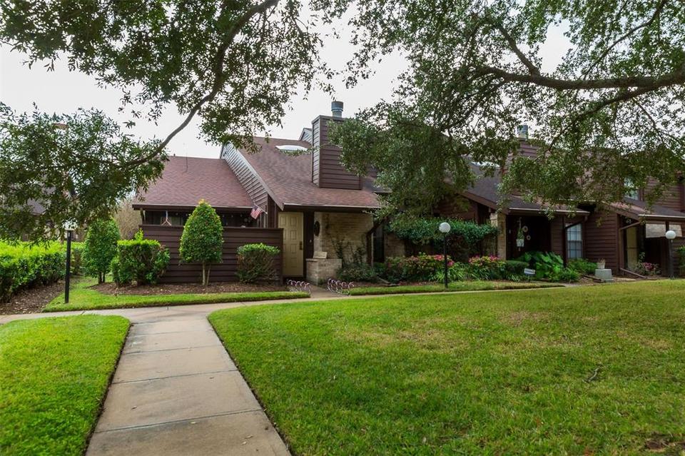 2611 Grants Lake Blvd 228, Sugar Land, TX 77479 22 Photos MLS