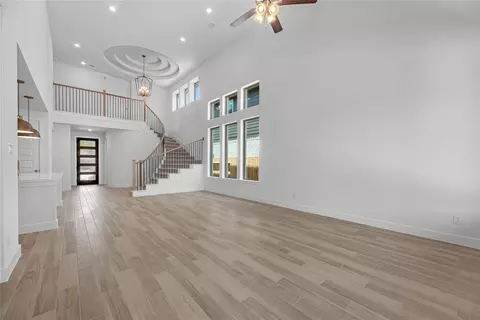 Living - 15703 Juliet Ct, Conroe, TX 77302 photo 3 of 3