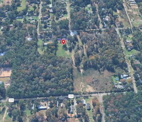 425 County Road 370 Rd, Splendora, TX 77372
