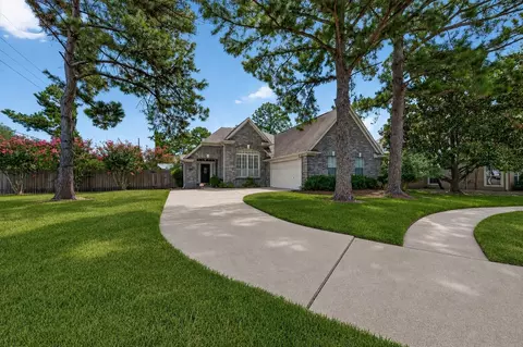 15626 Winding Valley Dr, Houston, TX 77095