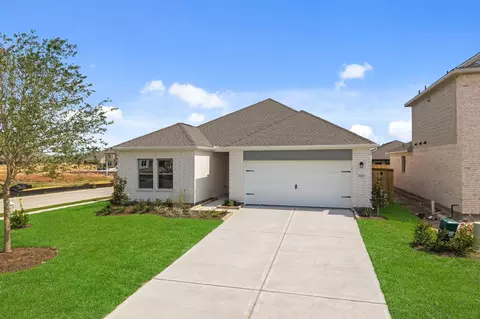 Exterior - 1950 Stargazer Ln, Angleton, TX 77515 photo 6 of 7