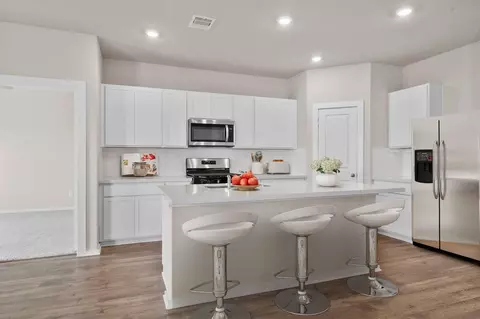 Kitchen - 1950 Stargazer Ln, Angleton, TX 77515 photo 1 of 4