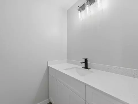 Bath - 413 S 12th St, Conroe, TX 77301 photo 1 of 3