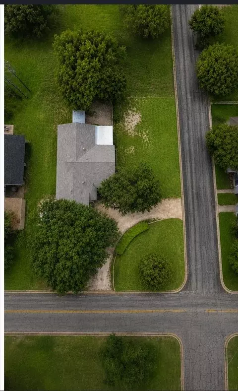 2922 Macarthur Dr, Waco, TX 76708