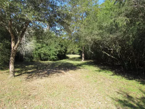 7515 Shelby Rd, Brenham, TX 77833