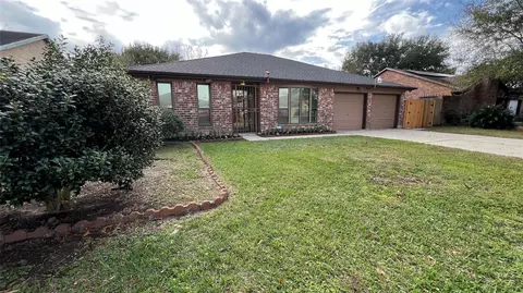 6615 Deer Ridge Ln, Houston, TX 77086