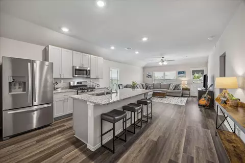 305 Cumberland Forest Dr, Magnolia, TX 77354