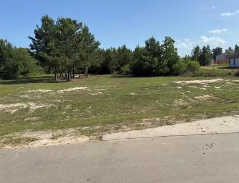 51 Road 5102, Cleveland, TX 77327