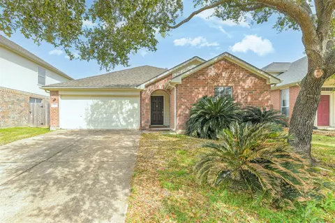 2415 Fox River Ln, Spring, TX 77386