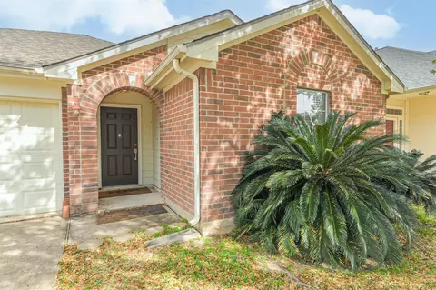 Exterior - 2415 Fox River Ln, Spring, TX 77386 photo 3 of 7