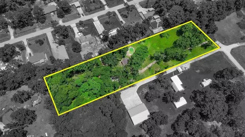 23789 Park Dr, New Caney, TX 77357
