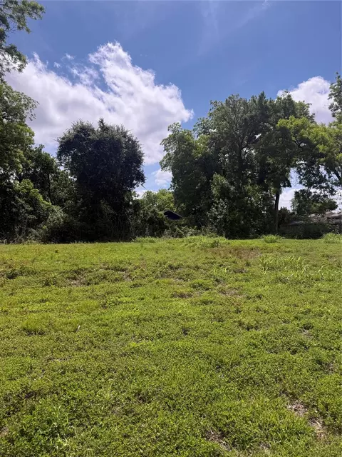 229 Preston St, La Marque, TX 77568