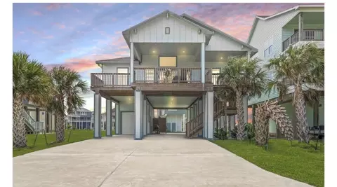 3942 Mendocino, Galveston, TX 77554