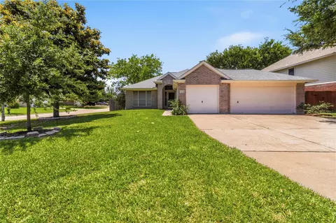 8723 Willancy Ln, Houston, TX 77095