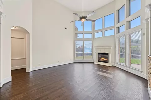 Living - 3314 Legends Mist Dr, Spring, TX 77386 photo 3 of 5