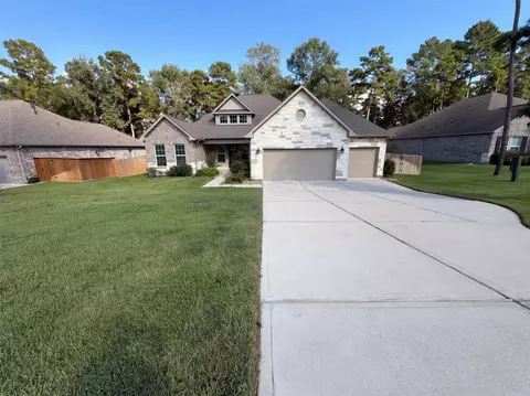 317 Treaty Oak Ct, Magnolia, TX 77354