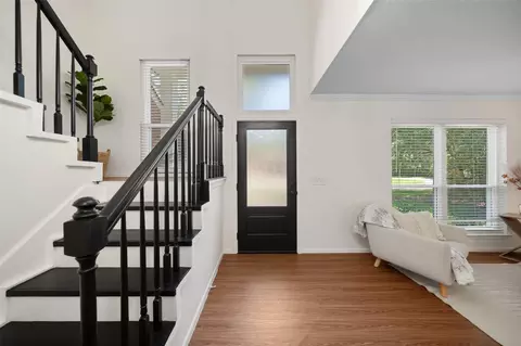 Entry Way - 3 E Stony Bridge Cir, Spring, TX 77381 photo 2 of 5