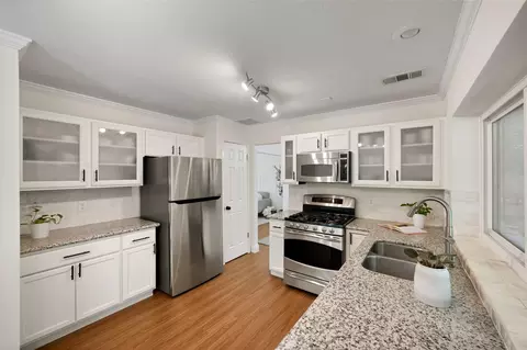 Kitchen - 3 E Stony Bridge Cir, Spring, TX 77381 photo 1 of 6