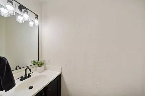Bath - 3 E Stony Bridge Cir, Spring, TX 77381 photo 1 of 5