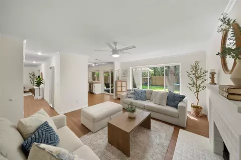 Living - 3 E Stony Bridge Cir, Spring, TX 77381 photo 5 of 7