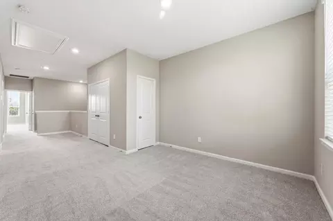 Entry Way - 559 Dry Fork Ln, Conroe, TX 77304 photo 6 of 6
